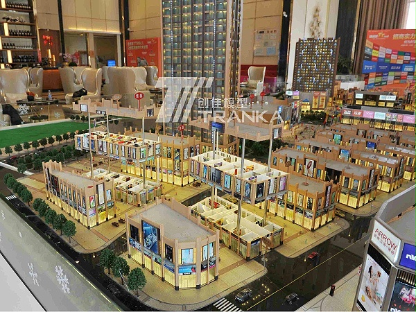 雄峰城商业模型案例